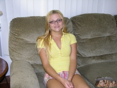 Petite Blonde Teen Spreads Ass