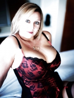 Web Wives 7