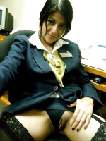 Secretaria cachonda y puta
