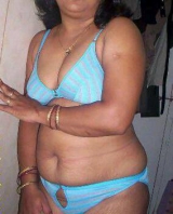 indian big busty Aunty\'s