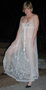 AMATEURS DRESSED FOR SEX - 17