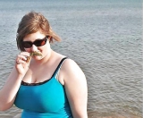 Busty H Cup Teen Babeedoll