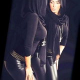 HIJAB WOMAN INSTAG.