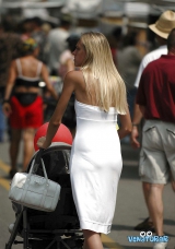 La mama marcando bombachita