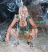 MATURE BLONDE MILF SHOWS IT ALL OFF