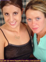 Sapphic Erotica cheerful lesbian girls