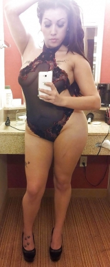 Thick latina