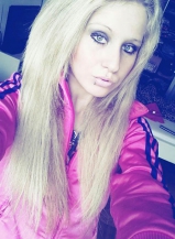Athletic blonde teen - sports mad girl likes to reavel her t