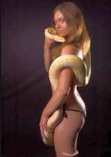 Snakey Girls