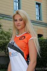 a hot player girl show