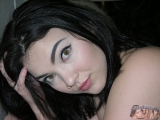 SEXY BABE SPREADING AMATEUR BUTT CRACK