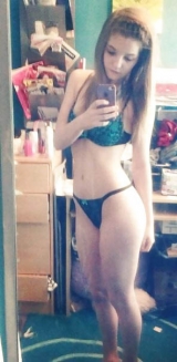 Juicy amateur teen nudes - tight and skinny blonde selfies