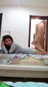 Sheraine Pornstar Hottest Pose In Gray Dress