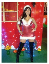 Leysi Suarez - red latex