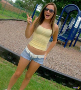 more young teenage girls