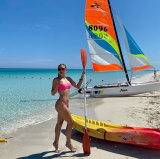 my cute wife very flex