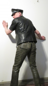 Juha Vantanen,finnish leather gay