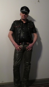Juha Vantanen,finnish leather gay