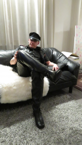 Juha Vantanen,finnish leather gay
