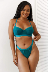 Lingerie models fulfilling their real role.