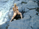 Blonde2