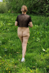 German milf Silke on the hunter's stand
