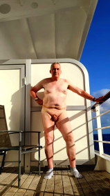 Cruising nude