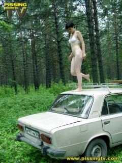 Teen pisses in the forest - N