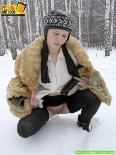 Lecherous babe peeing - N