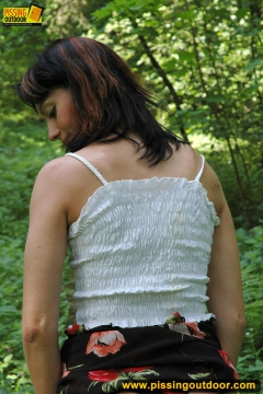 Teen brunette pissing outdoor in the forest - N