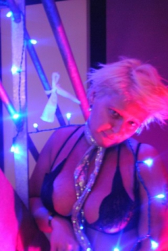 Ellen - N