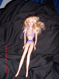 Blond doll - N