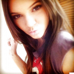 Celebrity faces that need cum - N