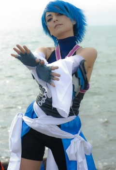 Cosplay cuties wasted on geeks lol - N