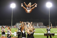 Teen cheerleaders - N