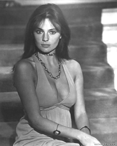 Jacqueline Bisset - N