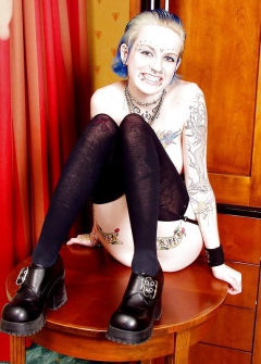 Teen with tatoo and piercing fetish - N. C. - N