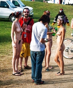 Music festival girls - N