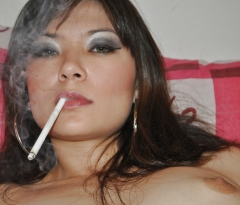 Sexy smokers - N