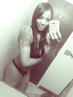 Ebony Sandra - N
