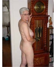 Granny Jeanne - N