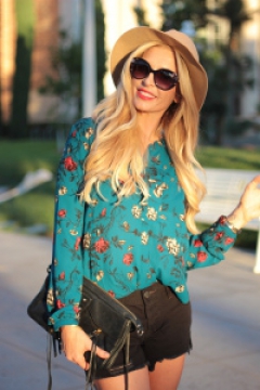 Lyndi Kennedy - N