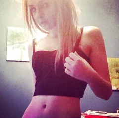 Juicy amateur teen nudes - tight and skinny blonde selfies - N