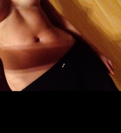 Young mum cheating affair selfies - married slut shares her - N