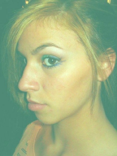 Amateur teen cutie pussy selfies - showing off what her moth - N