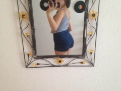 Pretty teen wants you to cum on her arse - bouncy gym squate - N