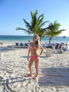 bikini girl 8 - N