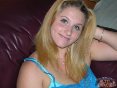 Amateur Babe - Raina - N