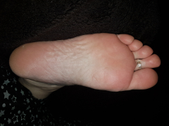 FEET WORSHIP 1 - N