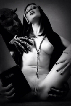 Porkodio e puttanamadonna - Porkgod and slutmotherofgod - N